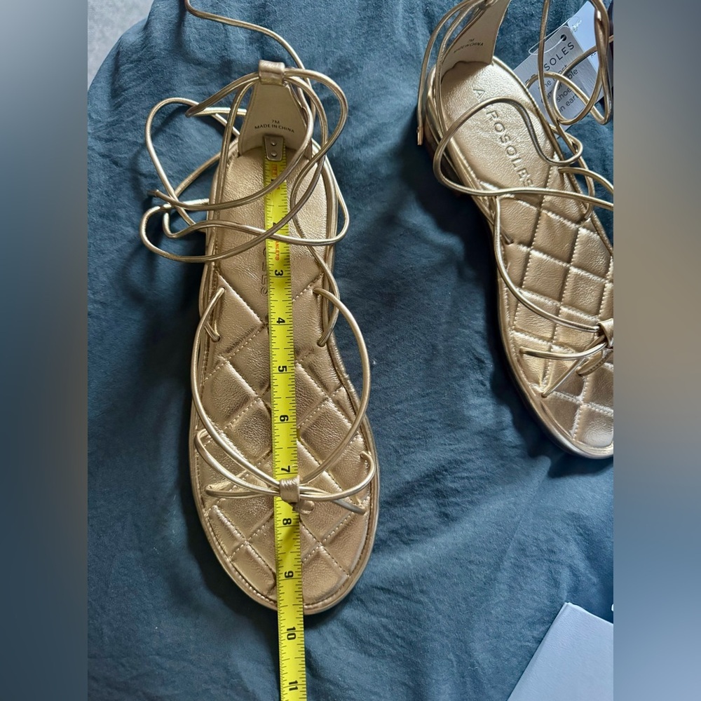 New! AEROSOLES soft Gold Quilted  Sandals